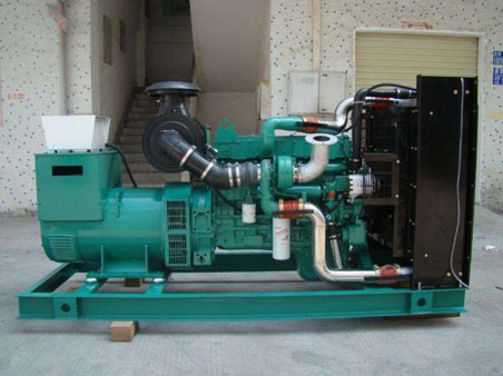 江汉1100kw康明斯柴油发电机组图片 江汉1100kw康明斯柴油发电机组图片
